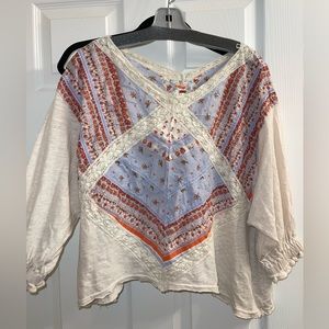 Free people long sleeve shirt. Loose fit. Size small